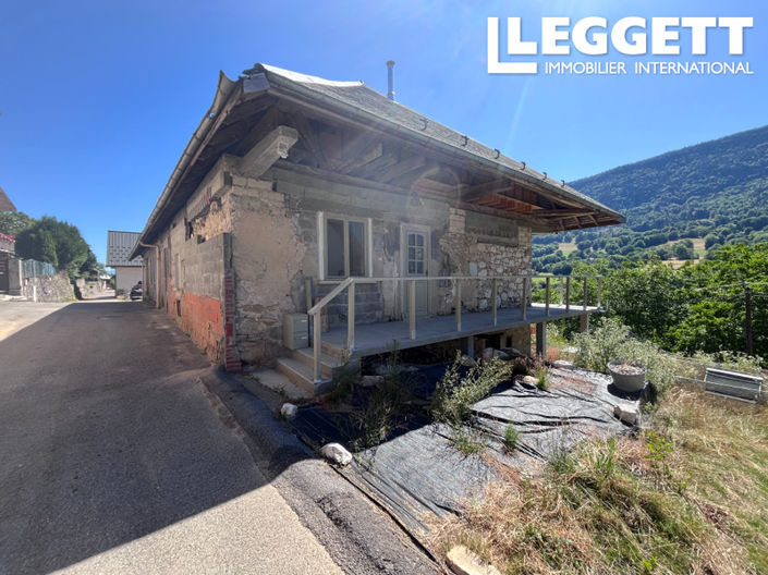 Image No.10-1 Bed House for sale