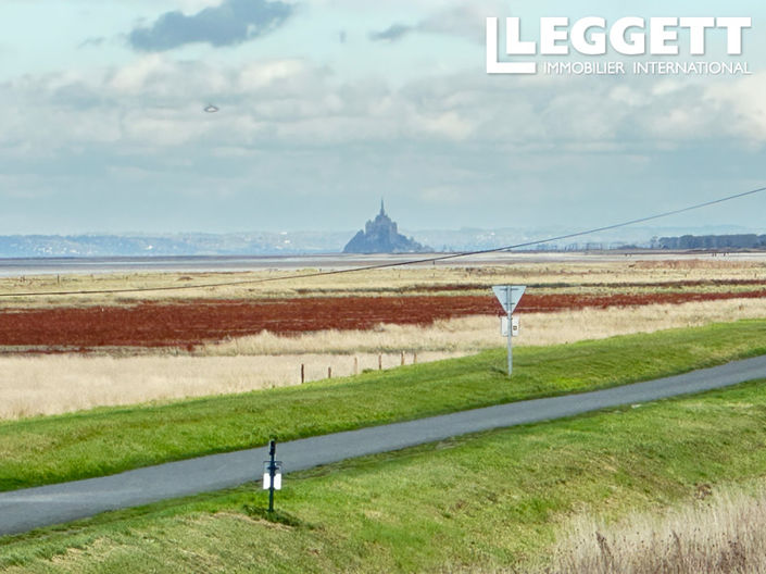 Image No.7-3 Bed House for sale