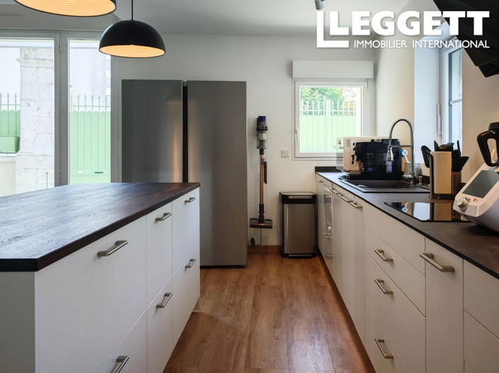 Image No.3-3 Bed House for sale