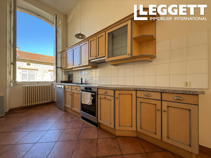 Image No.6-5 Bed House for sale