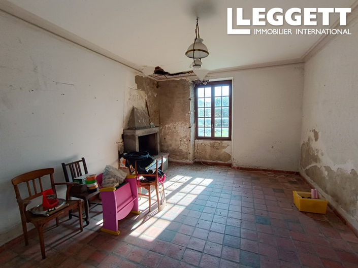 Image No.10-4 Bed House for sale