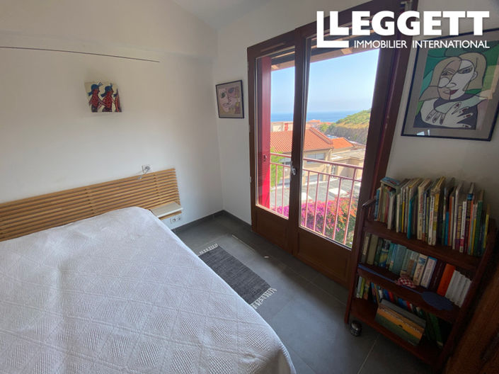 Image No.6-4 Bed House for sale