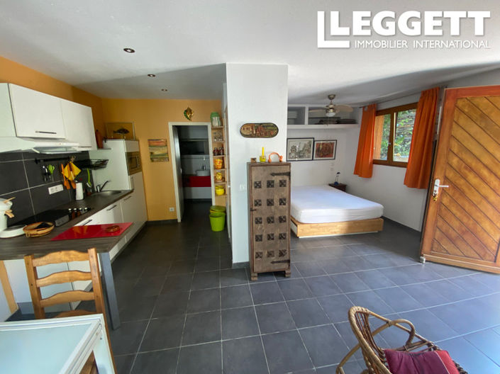 Image No.9-4 Bed House for sale