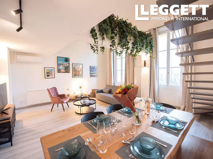 Image No.10-3 Bed Apartment for sale