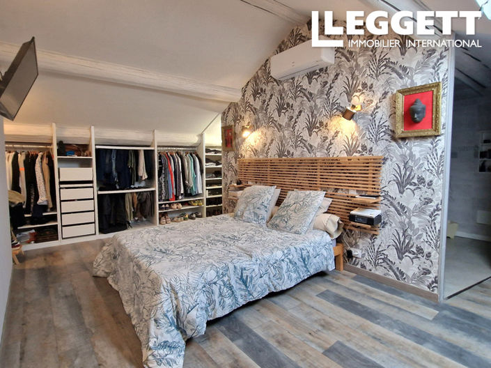 Image No.10-6 Bed House for sale