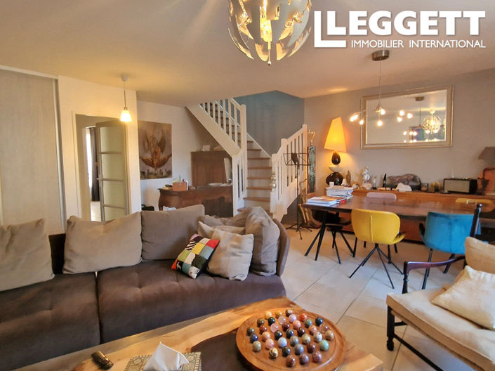 Image No.5-6 Bed House for sale