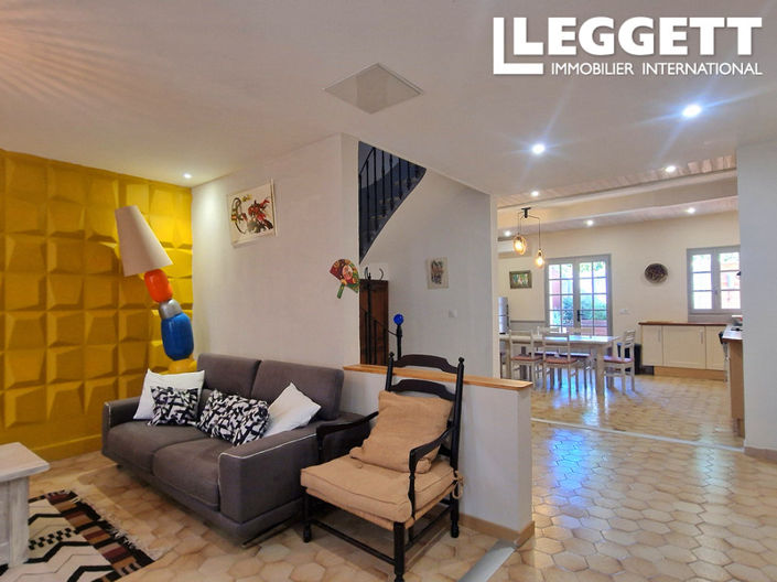 Image No.7-6 Bed House for sale