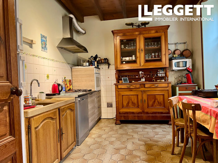 Image No.3-3 Bed House for sale