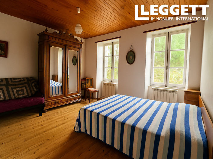 Image No.7-3 Bed House for sale