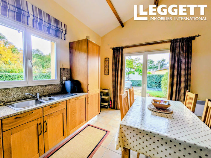 Image No.6-2 Bed House for sale