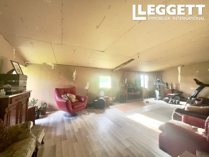 Image No.4-1 Bed House for sale