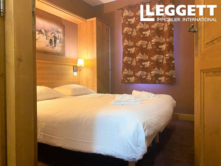 Image No.10-1 Bed Apartment for sale