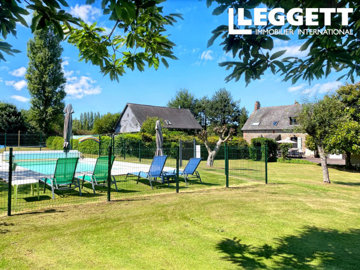 1 - Saint-Denis-de-Gastines, House