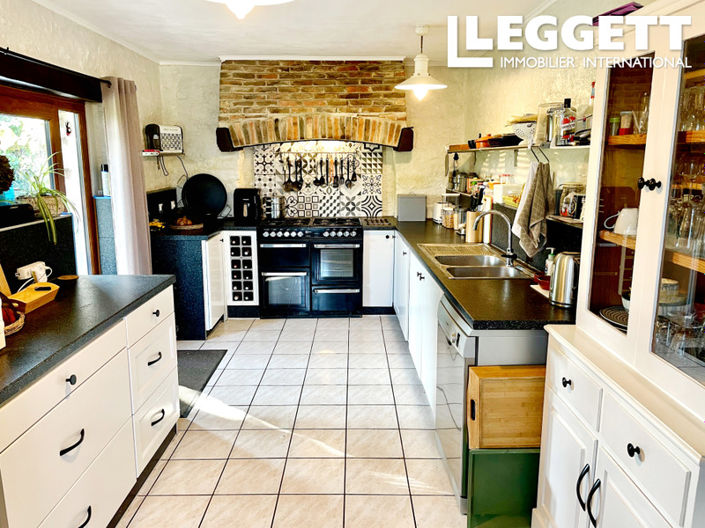 Image No.8-Maison de 9 chambres à vendre à Saint-Denis-de-Gastines