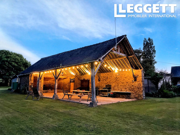 Image No.8-9 Bed House for sale