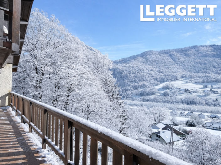 Image No.3-6 Bed House for sale