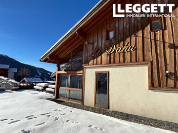 1 - Peisey-Nancroix, House