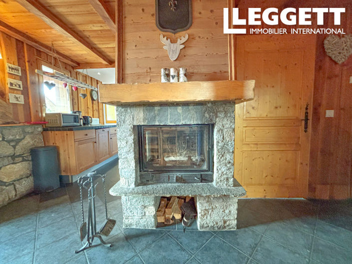 Image No.5-7 Bed House for sale