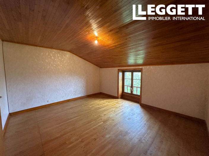 Image No.6-3 Bed House for sale