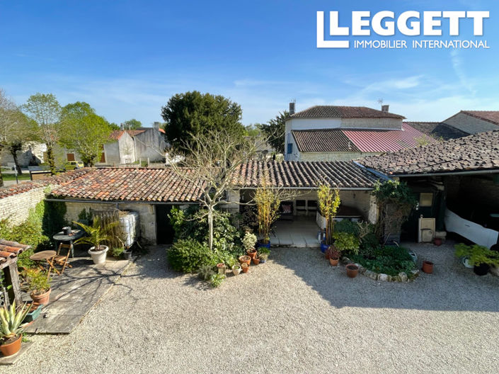 Image No.3-Maison de 4 chambres à vendre à Charente