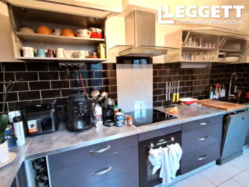 ahr0chm6ly9jzg4uagvzdglhlmltbw8vaw1hz2uvvevom