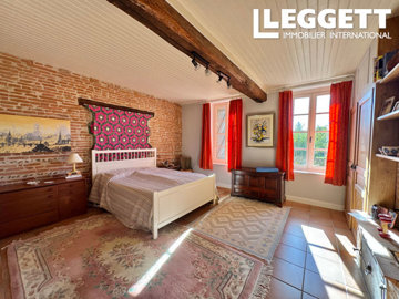 ahr0chm6ly9jzg4uagvzdglhlmltbw8vaw1hz2uvvevom