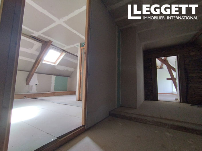 Image No.10-2 Bed House for sale