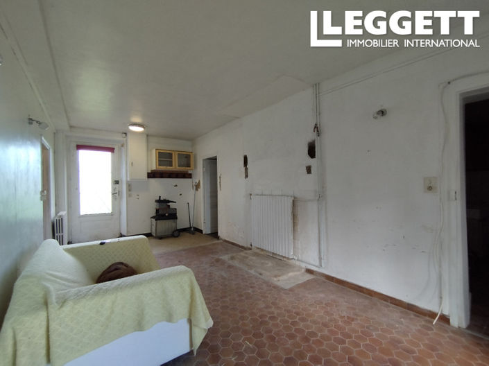 Image No.6-2 Bed House for sale