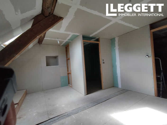 Image No.7-2 Bed House for sale