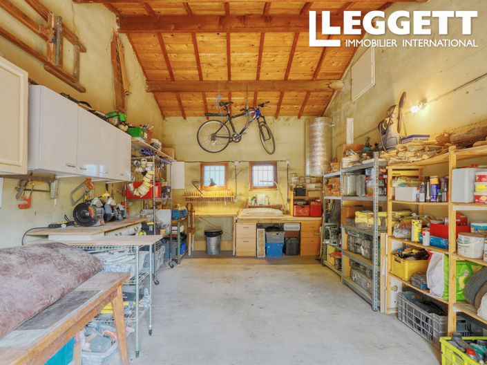 Image No.10-2 Bed House for sale