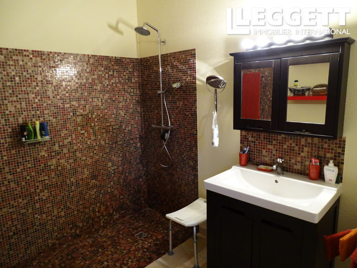 Image No.5-3 Bed House for sale