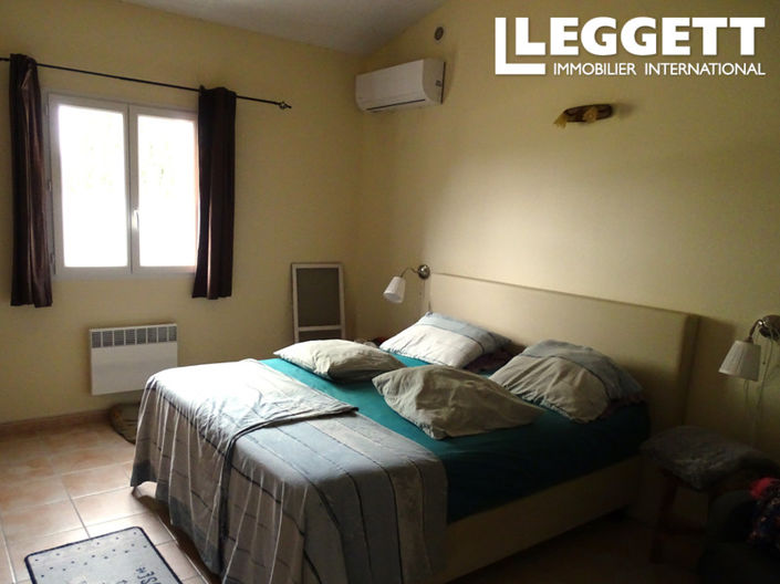 Image No.6-3 Bed House for sale