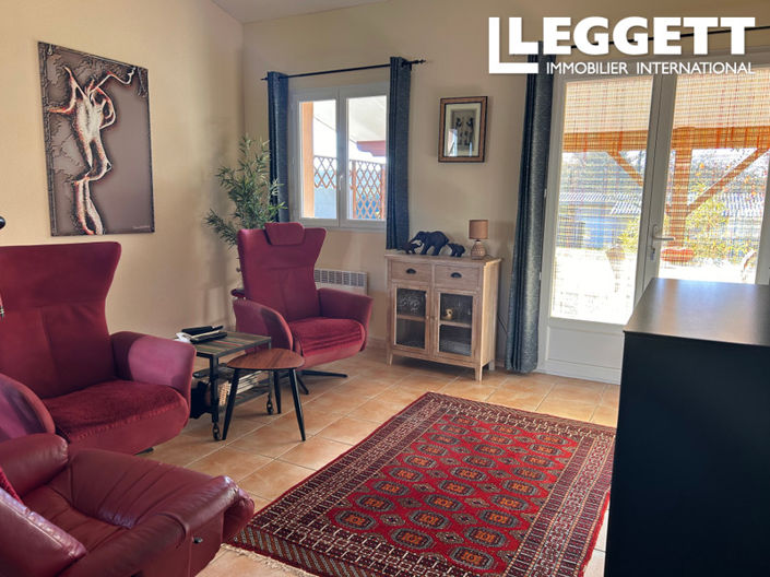 Image No.6-3 Bed House for sale