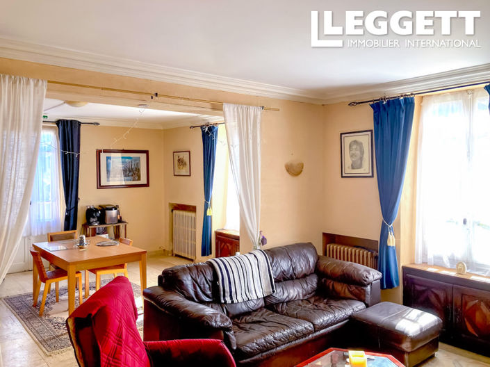 Image No.6-6 Bed House for sale