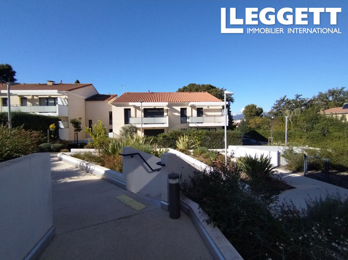 Image No.10-1 Bed Apartment for sale