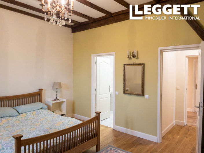 Image No.4-5 Bed House for sale