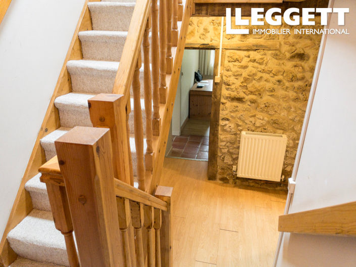 Image No.9-5 Bed House for sale