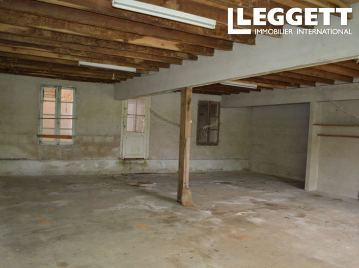 Image No.2-5 Bed House for sale