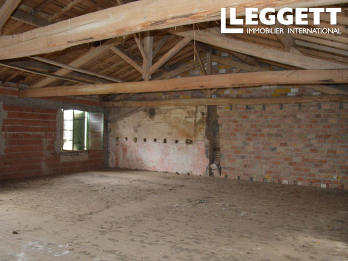 Image No.3-5 Bed House for sale