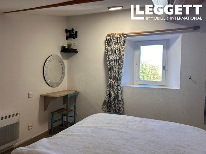 Image No.10-3 Bed House for sale