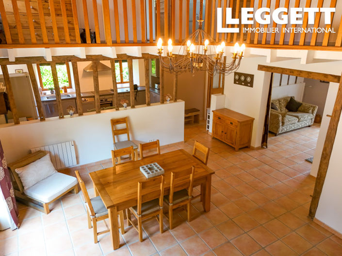Image No.2-3 Bed House for sale