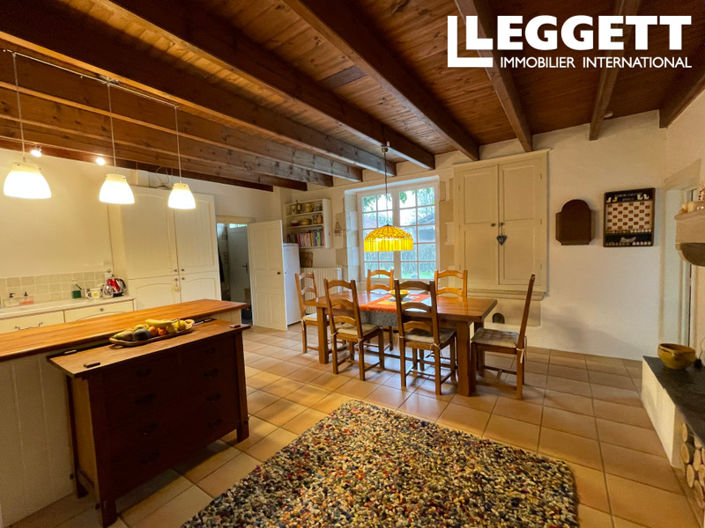 Image No.2-3 Bed House for sale