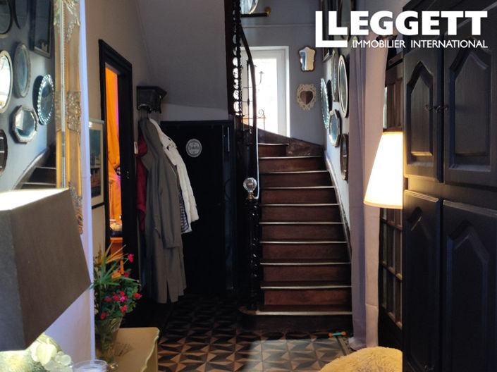 Image No.3-4 Bed House for sale