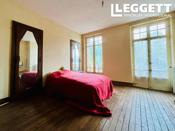 ahr0chm6ly9jzg4uagvzdglhlmltbw8vaw1hz2uvvevom