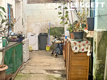 ahr0chm6ly9jzg4uagvzdglhlmltbw8vaw1hz2uvvevom