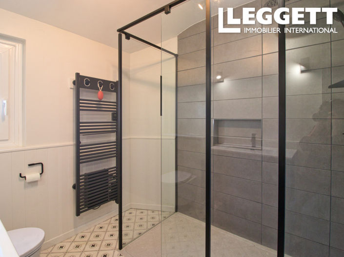 Image No.9-3 Bed House for sale