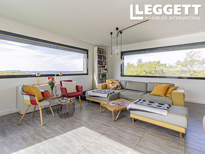 Image No.7-6 Bed House for sale