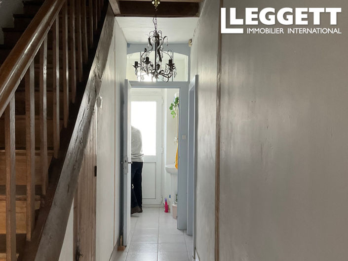 Image No.6-3 Bed House for sale