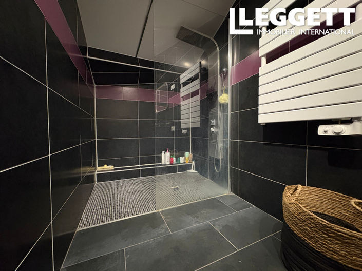 Image No.7-2 Bed House for sale