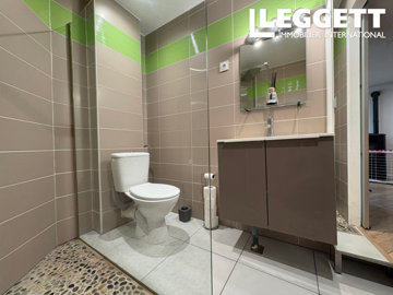 ahr0chm6ly9jzg4uagvzdglhlmltbw8vaw1hz2uvvevom